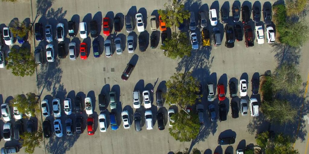 Global Shift to Larger Cars Damages Environmental Gains, Report Finds